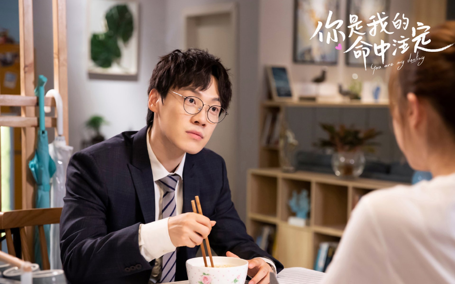 球场瞬间：点燃全场的篮球奇迹，篮球场面