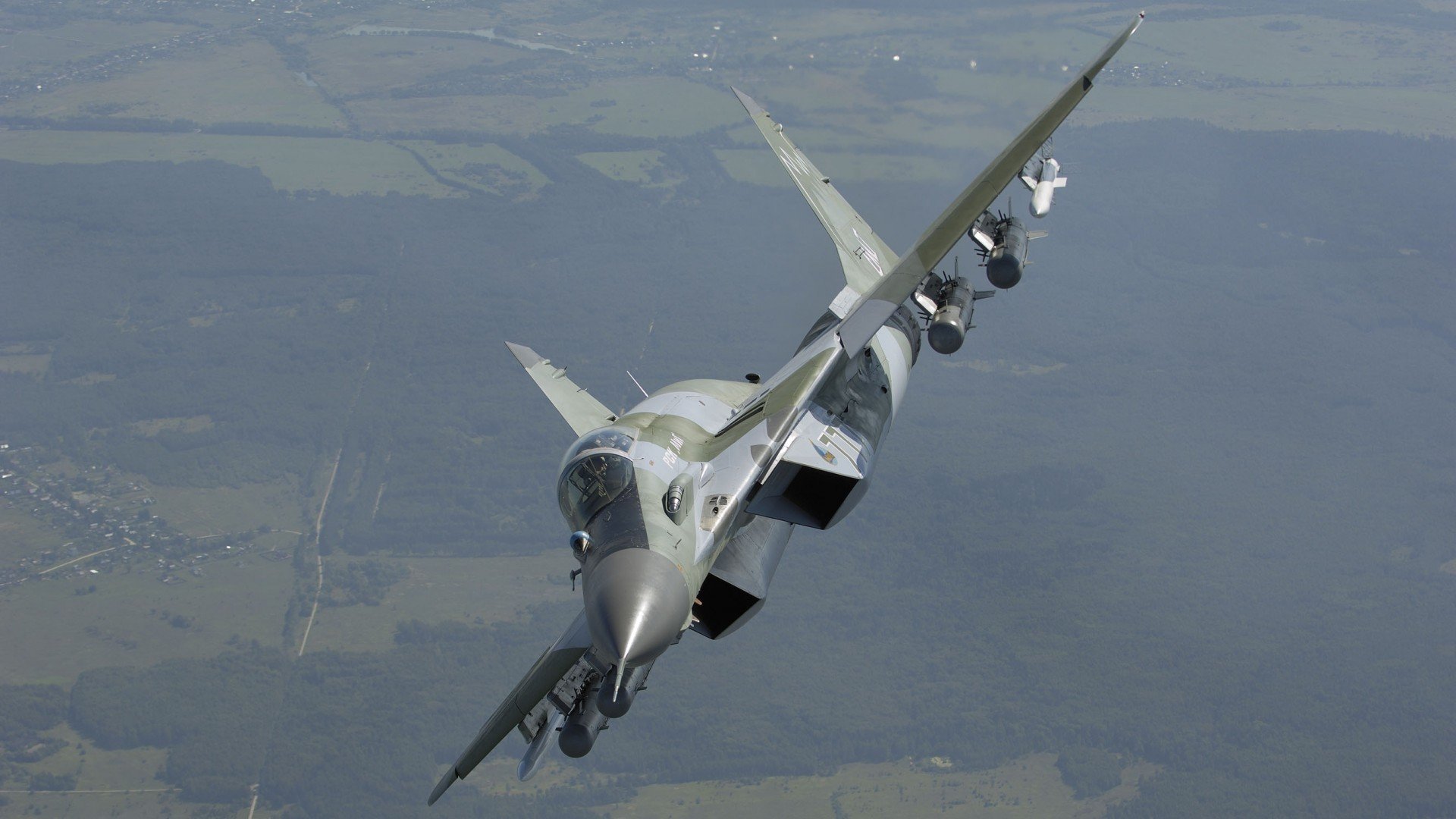 湖人主帅称赞浓眉篮下威慑力十足，湖人队浓眉是谁